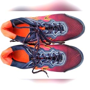 Fila Women's light weight running shoes size 8.5